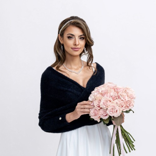 czarna narzutka wieczorowa do sukni