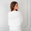 etola ślubna sweterek na wesele dla panny młodej biały_Bridal stole.jpg
