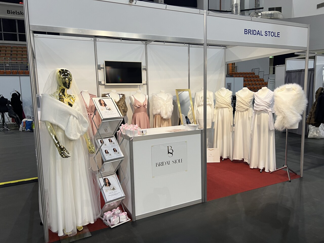 Bridalstole - etola bolerko futerko szal do sukni ślubnej 